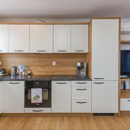 Rumiankowa, Sun & Snow Daire