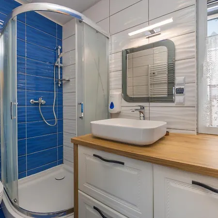 Daire Rumiankowa, Sun & Snow *